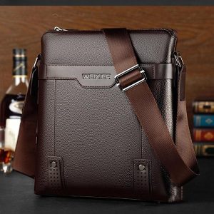 Men’s Classic Business Message Crossbody Bag